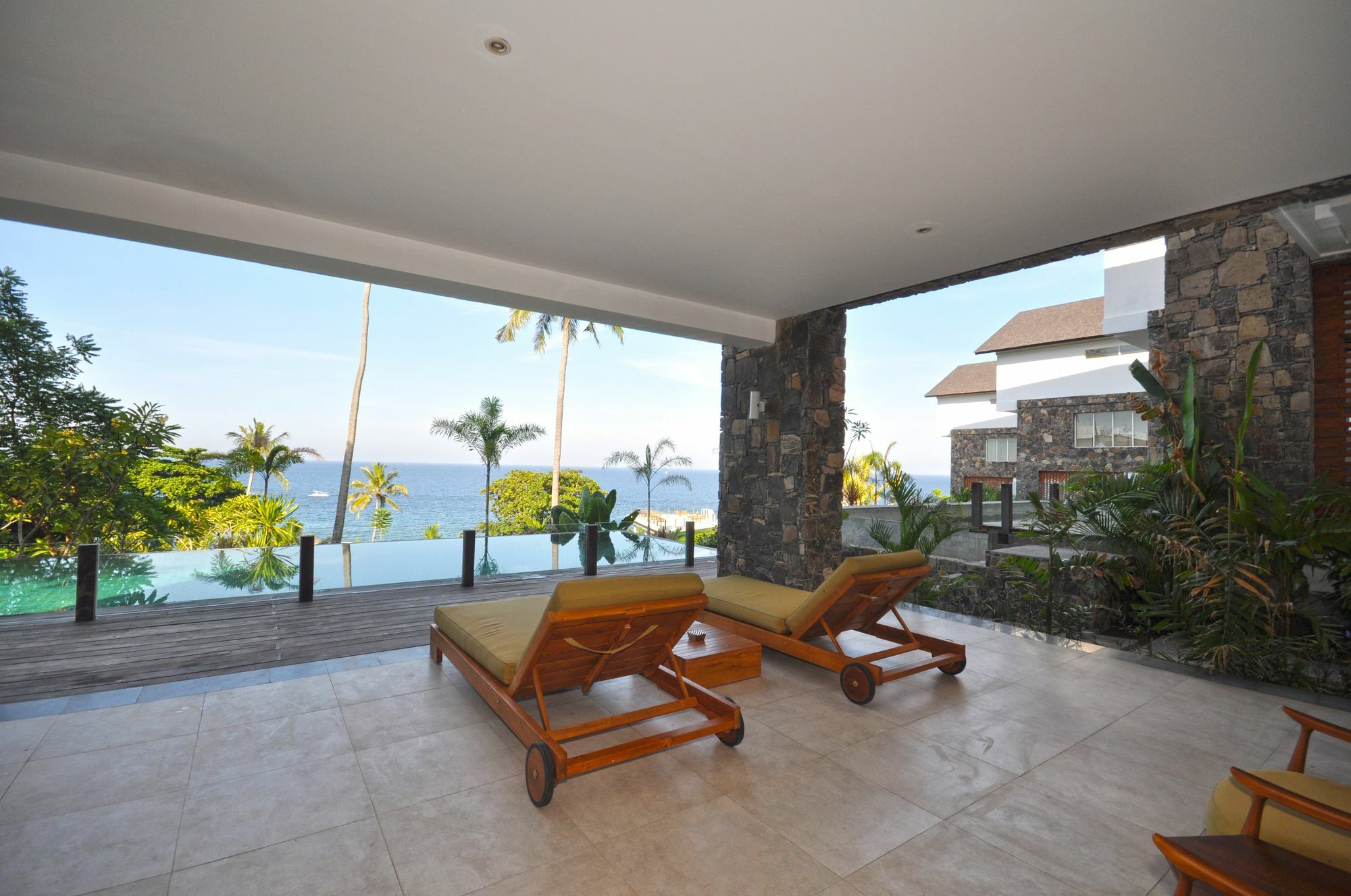 Rajavilla Lombok Resort - Seaside Serenity Senggigi Exterior foto